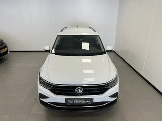 Volkswagen Tiguan Volkswagen Tiguan 1.5 TSI Life Business / 150PK / NAVI / STOEL-STUURVERW. / PDC / 1800KG TREKG. - afbeelding nr 26