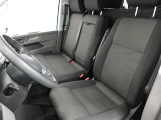 Volkswagen Transporter Volkswagen Transporter 2.0 TDI L2H1 102pk Airco Cruisecontrol Navigatie Apple Carplay parkeersensoren - afbeelding nr 16