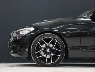 BMW 1 Serie [SCHUIFKANTELDAK, M-STUUR, VOL LEDER, PDC, CRUISE CONTROL, LED, NAVIGATIE, NIEUWSTAAT] - afbeelding nr 3