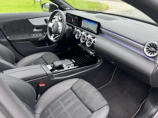 Mercedes-Benz CLA Mercedes CLA-klasse Shooting Brake 250 e AMG Panoramadak|Burmester®|Camera 360°|Head-Up|AppleCarplay|DAB+|Distronic|LED Beam - afbeelding nr 3
