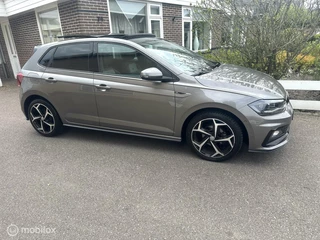 Volkswagen Polo Volkswagen Polo 1.0 TSI DSG 3X R-LINE PANORAMADAK LED VERLICHTING STOELVERWARMING CAMERA ZEER MOOIE AUTO!! - afbeelding nr 5