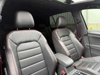 Volkswagen Golf Volkswagen Golf 2.0 TSI GTI TCR|PANO|AKRA|DYNAUDIO|MEMORY|BEARLOCK - afbeelding nr 29
