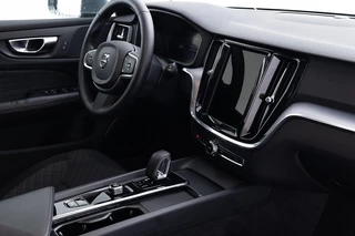 Volvo V60 Volvo V60 2.0 B4 Core | Full LED | NAVI | ECC - afbeelding nr 3