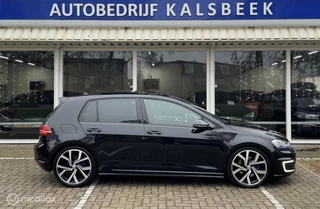 Volkswagen Golf Volkswagen Golf 1.4 TSI GTE |Pano|Leer|304PK|Lane assist|Camera| - afbeelding nr 10