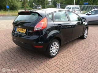 Ford Fiesta Ford Fiesta 1.0 Style Airco 5-Deurs Nav Nap Dealer OH Isofix - afbeelding nr 5