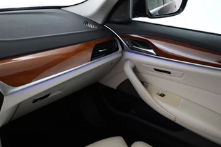 BMW 5 Serie Cruise Control, Navigatie, LEER, Panoramadak, xDrive - afbeelding nr 27