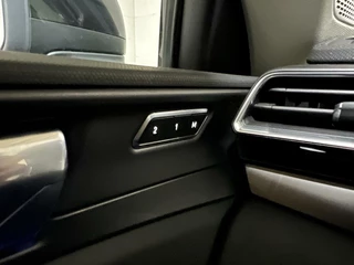 Lynk & Co 01 Lynk & Co 01 1.5 Plug-in Black Edition Sfeerver. Pano NAP - afbeelding nr 32