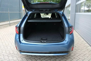 Toyota Corolla Touring Sports Toyota Corolla Touring Sports 1.8 Hybrid Dynamic 1e Eig | Half Leer | 17 Inch | Boekjes. - afbeelding nr 15
