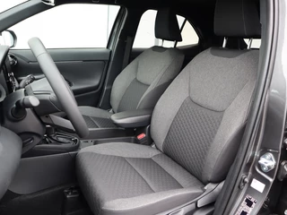 Toyota Yaris Cross Toyota Yaris Cross 1.5 Hybr 115 Active / Winter pack / Safety pack / Camera - afbeelding nr 21