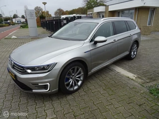 Volkswagen Passat - 499455814-0