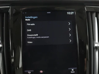 Volvo V90 Volvo V90 2.0 T6 AWD Recharge Business Pro | Trekhaak |  Leder | Stoel & stuurverwarming | Harman/Kardon | Adaptive cruise | Camera | Carplay | Keyless | Navigatie - afbeelding nr 32