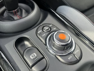 MINI Clubman MINI Clubman Mini 2.0 JCW ALL4 Chili F1, PANODAK, HARMAN KARDON, VOL OPTIES! - afbeelding nr 23