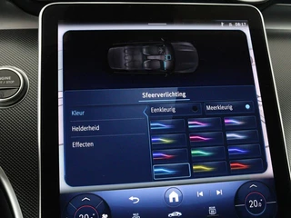 Mercedes-Benz C-Klasse Mercedes-Benz C-klasse 300e AMG Night | Adaptive cruise |  Stoelverwarming | Trekhaak | Carplay | Camera | Sfeerverlichting | Full LED - afbeelding nr 26