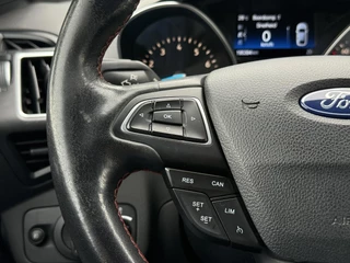 Ford Kuga Ford Kuga 1.5 EcoBoost ST Line Navi,Camera,Trekhaak,Clima,Halfleder,Pdc V+A,120pk,Lm velgen,6 Bak,Apk tot 06-2026 - afbeelding nr 16