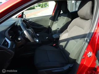 Renault Clio Renault Clio 1.0 TCe Evolution Camera, Navi, Apple CarPlay & Android Climate-control PDC-Sensoren ETC.ETC. - afbeelding nr 10
