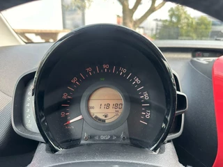 Citroën C1 Citroen C1 1.2 PureTech Shine Climate - afbeelding nr 10