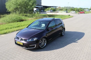 Volkswagen Golf Volkswagen Golf 1.4 TSI GTE  Leder | Panoramadak | 204pk Hybride Power | stoelverwarming adaptive cruise uitstraling! - afbeelding nr 25