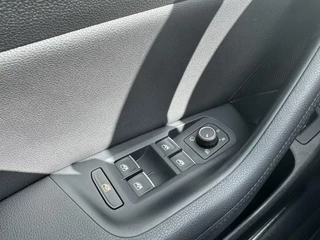 Volkswagen Passat Volkswagen Passat Variant 1.6 TDI Connected Series Plus - afbeelding nr 6