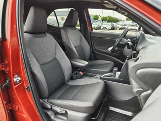 Toyota Yaris Cross Toyota Yaris Cross 1.5 Hybrid Dynamic Plus | Pano | Head-Up Display | Navi | Stoelv - afbeelding nr 32