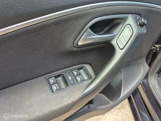 Volkswagen Polo Volkswagen Polo 1.2 TSI Comfortline Navi / Cruise / Airco / NAP NL Auto - afbeelding nr 12