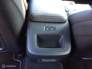 Volvo S60 Volvo S60 2.0 T5 R-Design Black Edition Camera Apple Carplay 19