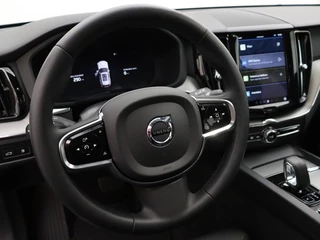 Volvo XC60 Volvo XC60 T6 PLUG-IN HYBRID LONG RANGE PLUS BRIGHT SCHUIFDAK ACC BLIS LEDE - afbeelding nr 16