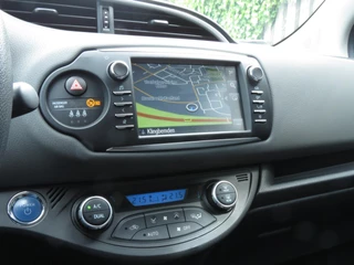 Toyota Yaris Toyota Yaris 1.5 Hybrid Dynamic | NAVI | ACHTERUITRIJCAMERA | KEYLESS ENTRY | CRUISE CONTROL | DEALER ONDERHOUDEN | - afbeelding nr 5