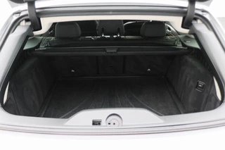 BMW 5 Serie BMW 5 Serie Touring 520i High Executive Leer, Head-Up, Elektrische Stoelen, Navigatie, Bluetooth, PDC, Trekhaak, 18'' - afbeelding nr 17