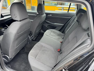 Volkswagen Golf Volkswagen Golf 1.5 eTSI 150 pk DSG Style - Navi - camera - apple/android - stoe - afbeelding nr 25