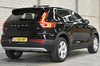Volvo XC40 Volvo XC40 T2 129pk Aut. Business Pro | Schuifdak | Driver Assist | Park As - afbeelding nr 2