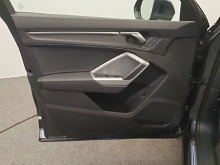 Audi Q3 Audi Q3 35 TFSI 150pk S-Tronic S-Line Camera, Leder/alcantara, Cruise control - afbeelding nr 16