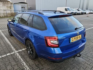 Škoda Octavia Skoda Octavia Combi 1.0 TSI Greentech Sport Business | Navigatiesysteem | Trekhaak | Parkeersensoren achter - afbeelding nr 5