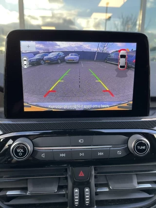 Ford Kuga Ford Kuga 2.5 PHEV ST-Line X 225PK Adaptieve Cruise Winterpack B&O Blind-Spot Navi Climate Privacy Glass Keyless Full-LED *1500KG Trekgewicht* - afbeelding nr 5
