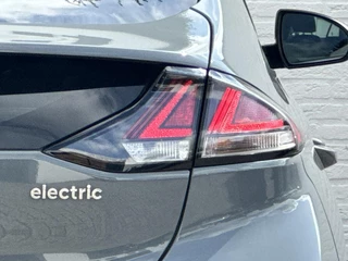 Hyundai IONIQ Hyundai IONIQ Premium EV 38 kWh Adaptive cruise control Climate control Stoel- en stuurverwarming Achterbankverwarming Snelladen - afbeelding nr 22