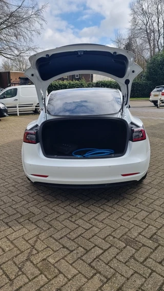 Tesla Model 3 - afbeelding nr 11