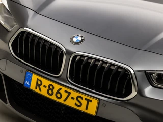 BMW X2 Automaat (NAVIGATIE, M PAKKET, CLIMATE, STOELVERWARMING, LEDEREN SPORTSTOELEN, CAMERA, GETINT GLAS, SFEERVERLICHTING, NIEUWSTAAT) - afbeelding nr 36