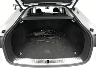 Audi e-tron Navigatie Camera Stoelverwarming Audi Sound 92 - afbeelding nr 10