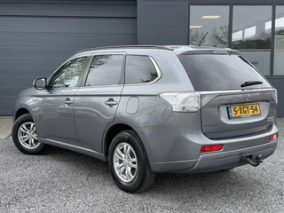 Mitsubishi Outlander Mitsubishi Outlander 2.0 PHEV Business Edition 2e Eigenaar,Navi,Clima,Cruise,Camera,Trekhaak,Dealer Onderhouden,N.A.P,Nieuwe APK Bij Aflevering - afbeelding nr 5