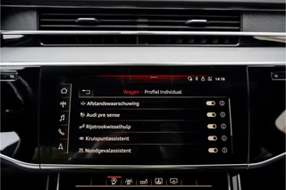 Audi A8 Audi A8 55 TFSI Quattro ProLine Plus B&O Matrix Schuifdak 4Wielsturing 20