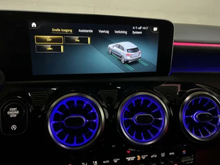 Mercedes-Benz A-Klasse Mercedes A-klasse 180 AMG Matgrijs Sfeerverlichting Carplay - afbeelding nr 41