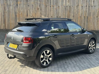 Citroën C4 Cactus Citroen C4 Cactus 1.2 PureTech Shine 110pk Navigatiesysteem | Climate control | Cruise control | Multifunctioneel stuurwiel | Trekhaak | Isofix | Getint glas | Inparkeerhulp | Parkeersensoren voor en achter | Achteruitrijcamera - afbeelding nr 2