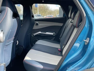 BYD ATTO 3 BYD Atto 3 Design COMPLETE AUTO | RIJKLAAR INCL. FABR. GARANTIE T/M 2028 | AANDRIJFLIJN EN ACCU ZELFS T/M 2030 - afbeelding nr 11