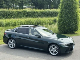Alfa Romeo Giulia Alfa Romeo Giulia 2.0T Verde Visconti!! 37dkm!! Pano! Vol!! - afbeelding nr 25