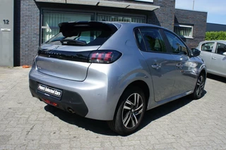 Peugeot 208 Peugeot 208 1.2 Automaat CarPlay|Cruise|Navigatie|PDC|Velgen - afbeelding nr 17