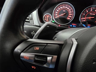BMW 3 Serie BMW 3-serie 330e High Executive M Sport Leder Sch.dak Navi Clima LM NAP! - afbeelding nr 9