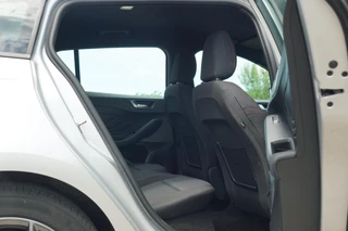 Ford Focus Ford Focus Wagon 1.0 125PK ST Line Business | Moondust Silver | Winterpack/AppleCarplay/Camera/LaneAssist - Keurige reisgenoot! - afbeelding nr 15
