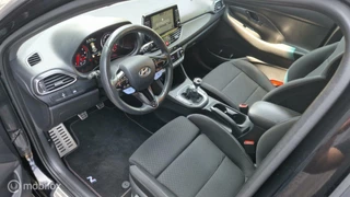 Hyundai i30 Hyundai i30 2.0 T-GDI N2 Performance / DEALERONDERHOUDEN / NETTE AUTO / 19'' SPARCO / - afbeelding nr 15