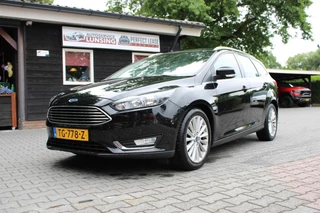 Ford Focus Ford Focus Wagon 1.0 TITANIUM - Navi Clima Parkeersensoren - afbeelding nr 2