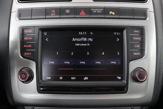 Volkswagen Polo Volkswagen Polo 1.0 TSI Connected Series | Carplay | Navigatie |  Cruise control | Airco | Parkeerhulp | Bluetooth - afbeelding nr 16