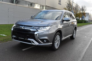 Mitsubishi Outlander Standkachel Navigatie Parkeer camera - afbeelding nr 18